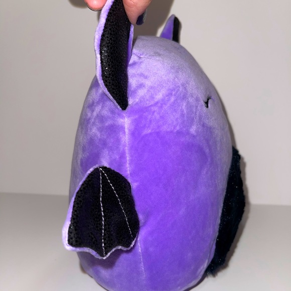Joldy the Bat 8" Squishmallow - Picture 4 of 4